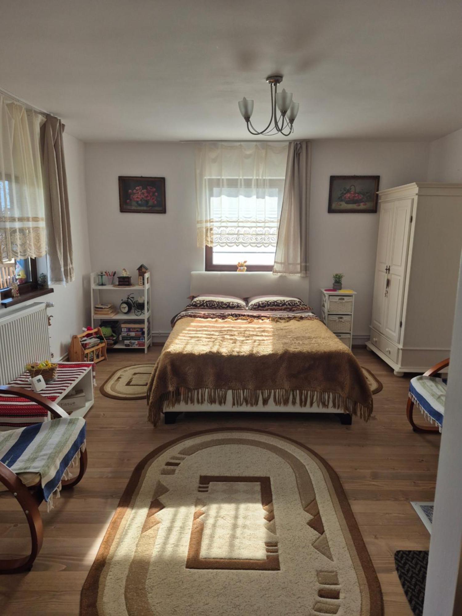 Villa Casa Bunicilor Ciprian Porumbescu Exterior foto